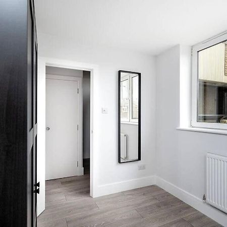 Charming Apartment In The Pleydell Estate Londra Esterno foto