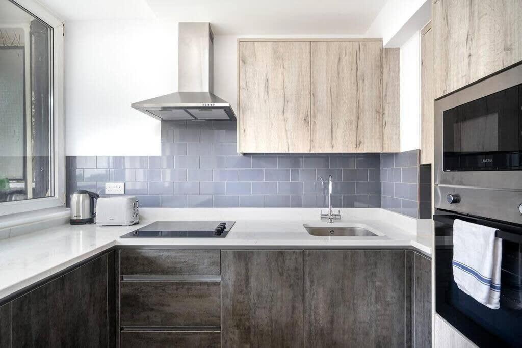 Charming Apartment In The Pleydell Estate Londra Esterno foto
