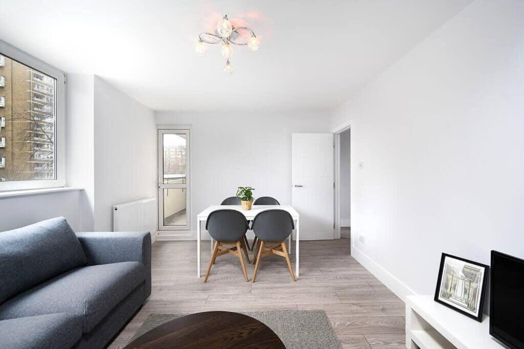Charming Apartment In The Pleydell Estate Londra Esterno foto
